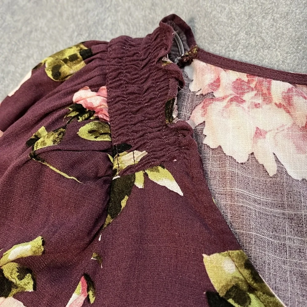 New Torrid Button Front Floral Top Size 1X Flowy Tunic